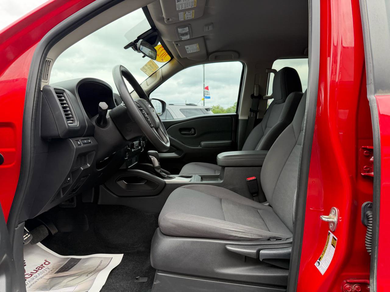 Used 2022 Nissan Frontier S AWD/4WD image 14