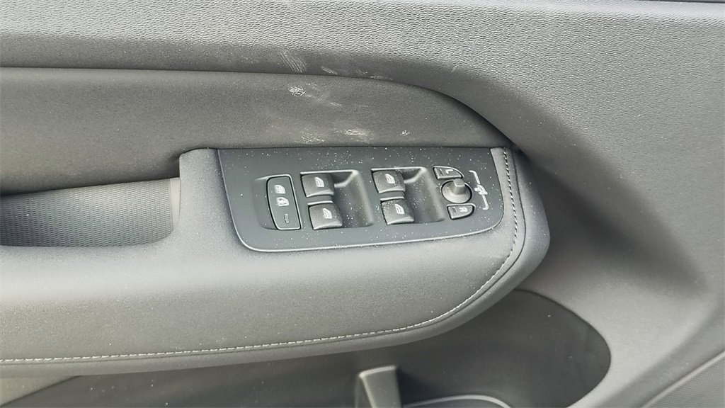 New 2026 Volvo XC60 B5 Ultra w/ Climate Package image 10
