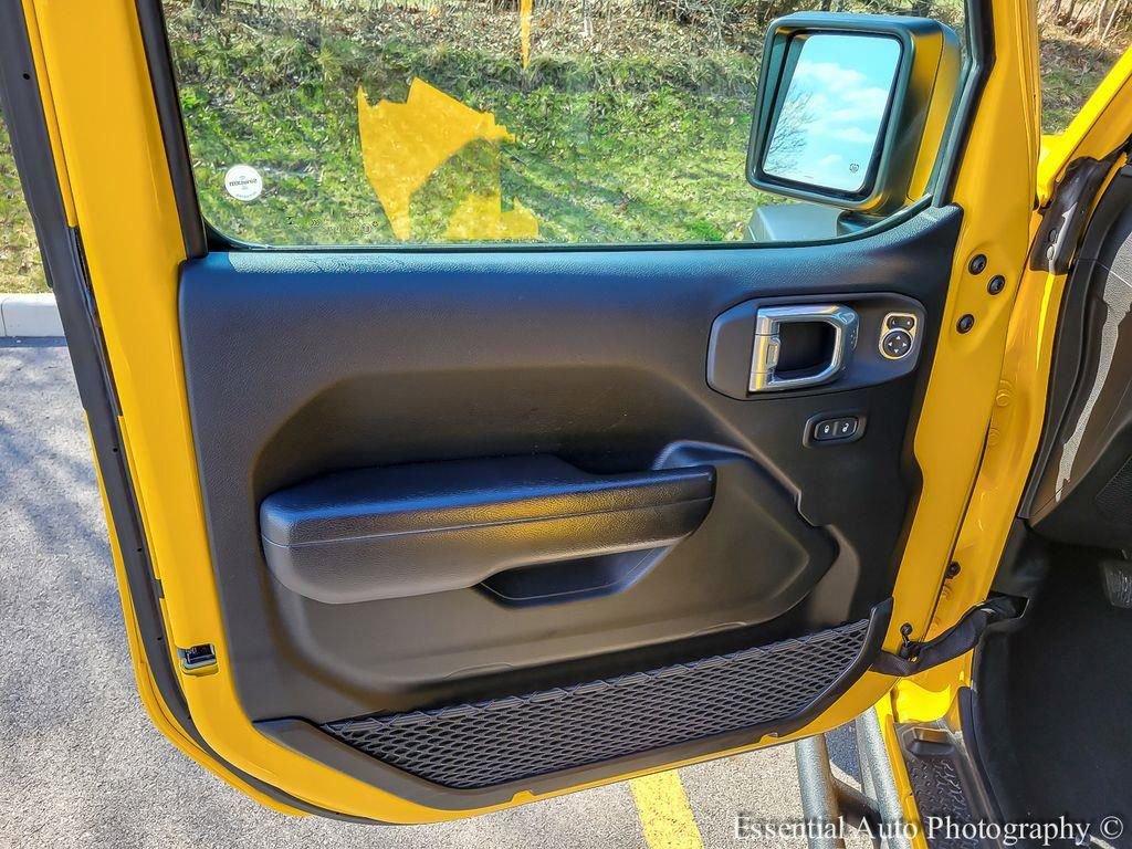 Used 2021 Jeep Wrangler Sport image 23