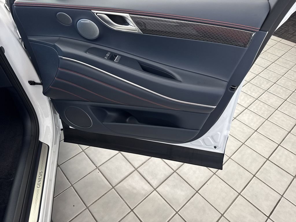 New 2026 Genesis GV80 3.5T e-SC image 14