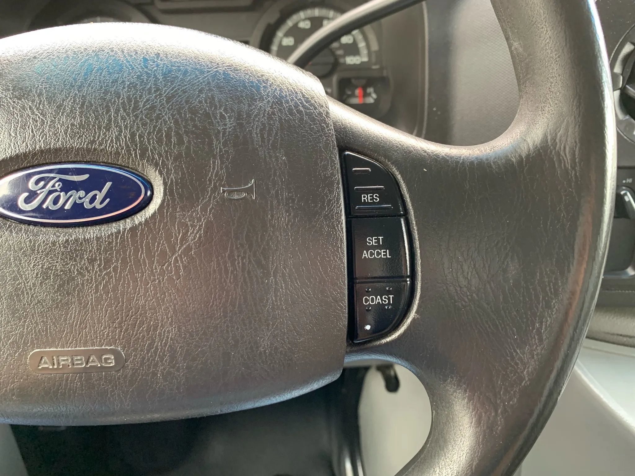 Used 2013 Ford E-450 and Econoline 450 Super Duty w/ PWR Locks & Windows Group RWD image 13