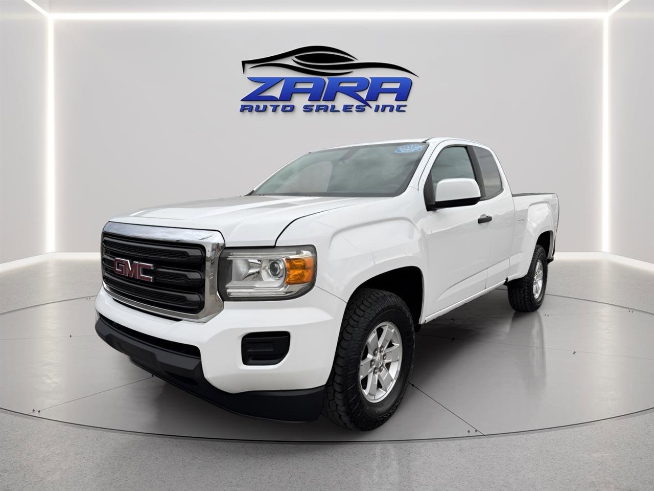 Used 2017 GMC Canyon 4x4 Extended Cab w/ Convenience Package image 2