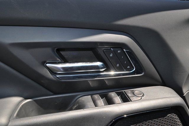New 2025 Chevrolet Silverado EV LT AWD/4WD image 10