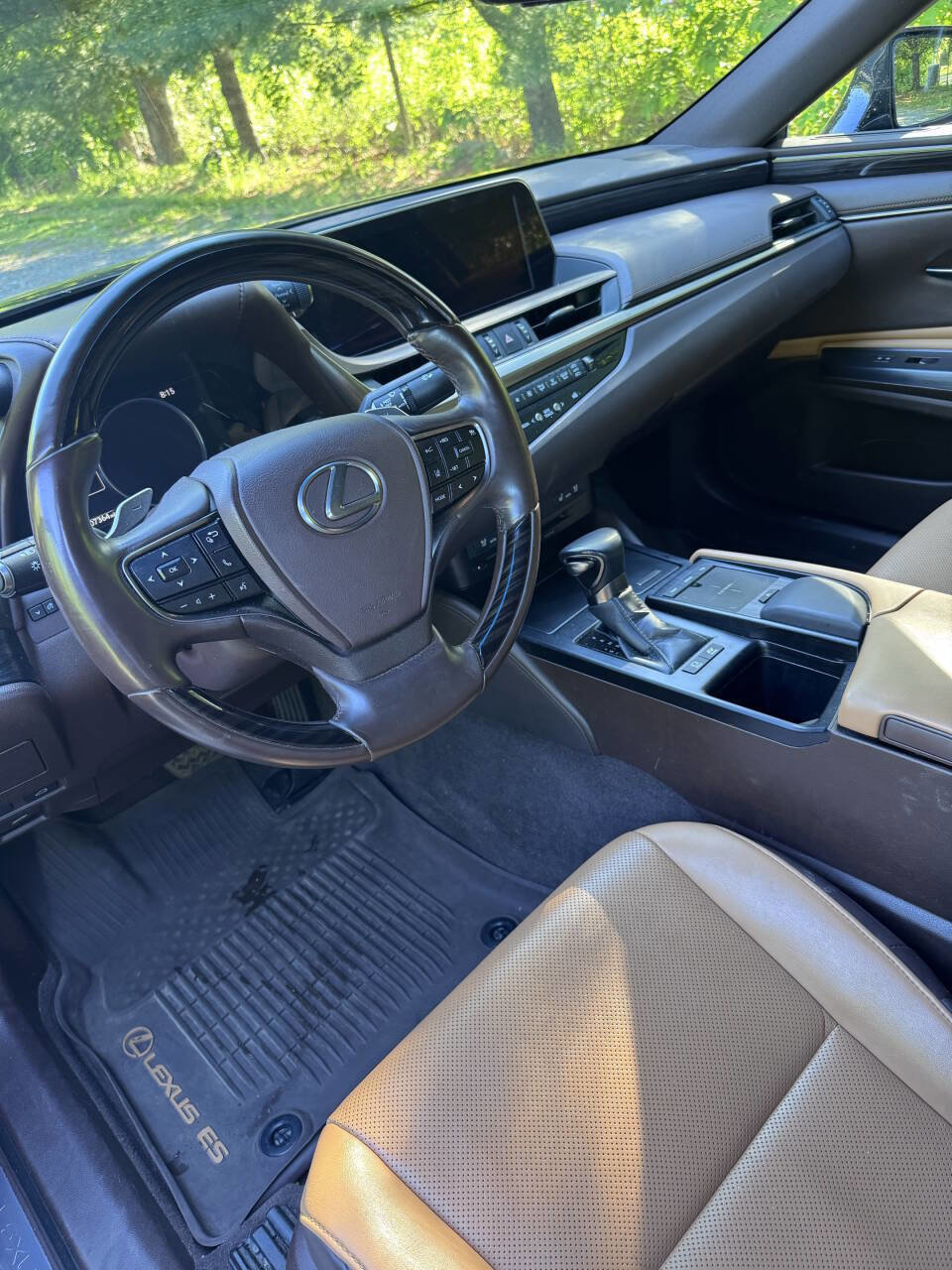 Used 2021 Lexus ES 300h w/ Premium Package FWD image 12