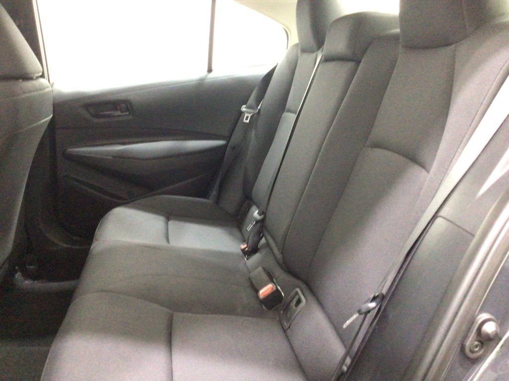 Used 2024 Toyota Corolla LE w/ LE Convenience Package image 17