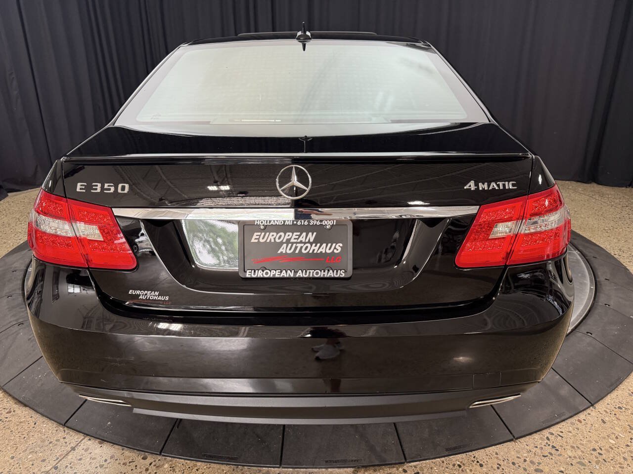 Used 2011 Mercedes-Benz E 350 4MATIC Sedan image 8