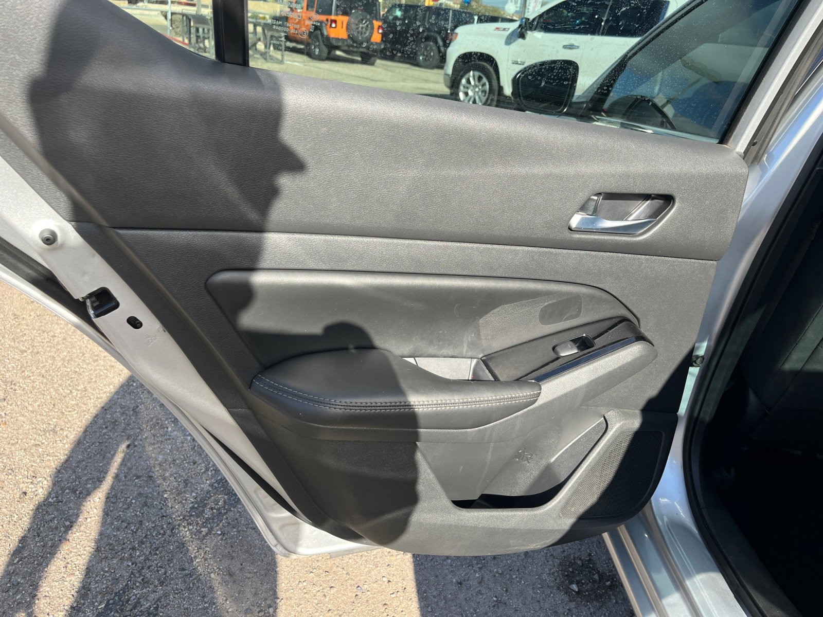 Used 2021 Nissan Altima 2.5 SV w/ SV Premium Package image 16