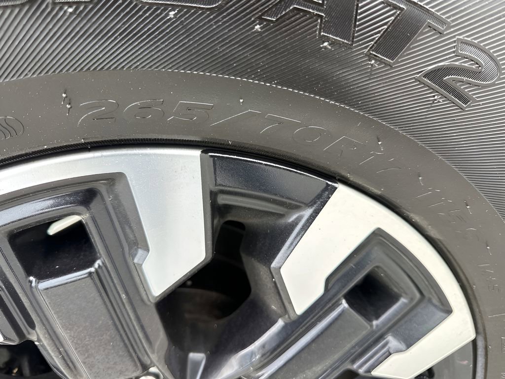 Used 2023 Nissan Frontier PRO-4X w/ Technology Package image 34