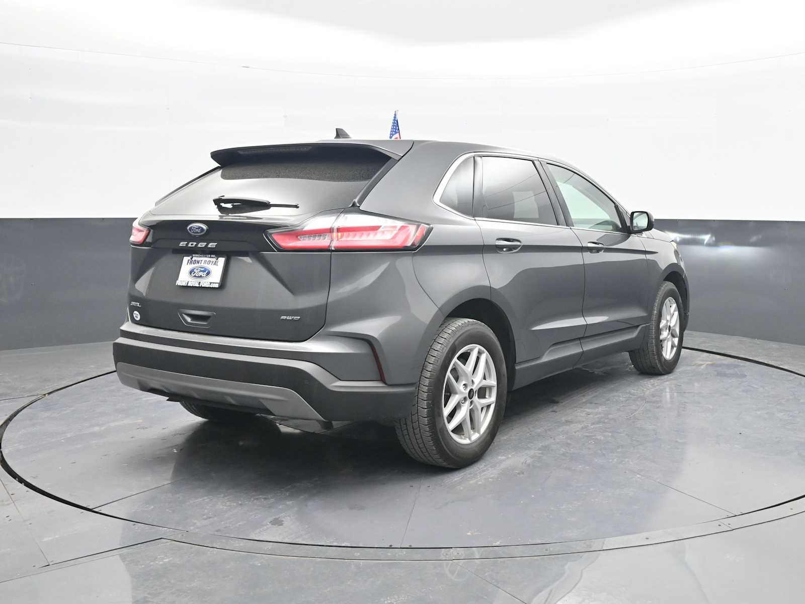 Used 2023 Ford Edge SEL AWD/4WD image 7