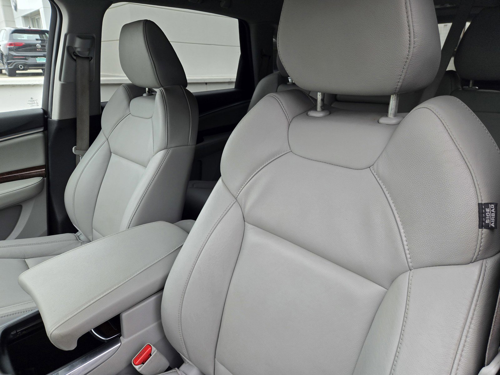 Used 2017 Acura MDX SH-AWD w/ Technology Package image 16