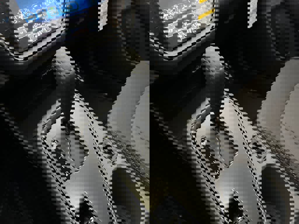 New 2026 Subaru Crosstrek 2.0i Premium image 17