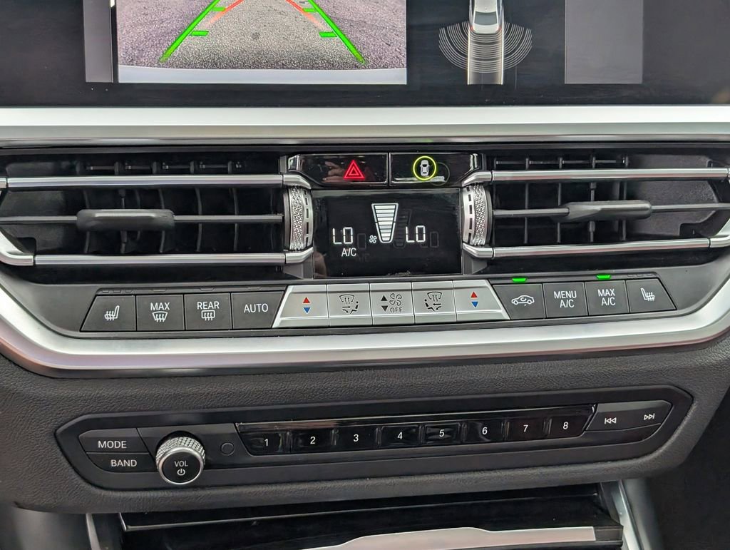 Used 2022 BMW 330i Sedan w/ Driving Assistance Package image 26