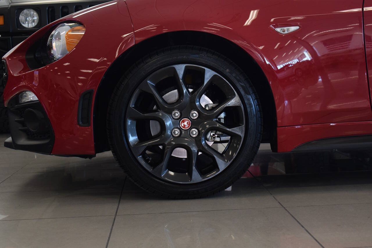 Used 2020 FIAT 124 Spider Abarth w/ Convenience Group RWD image 24