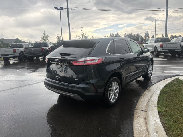 Certified 2024 Ford Edge SEL w/ Convenience Package AWD/4WD image 5