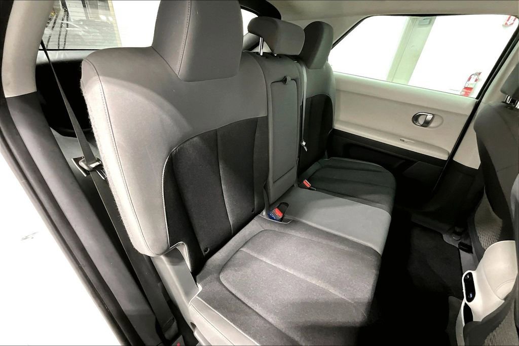 Used 2022 Hyundai Ioniq 5 SE w/ Cargo Package image 34