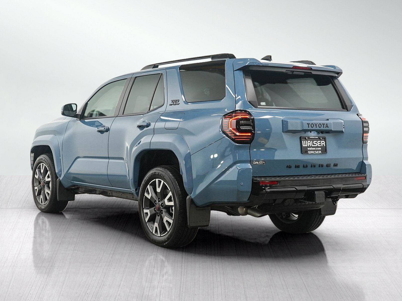 Used 2026 Toyota 4Runner TRD Sport AWD/4WD image 3