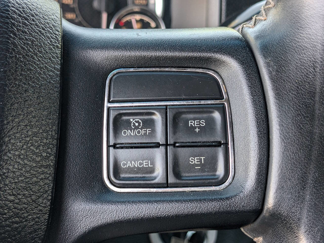 Used 2018 RAM 2500 Power Wagon w/ Luxury Group image 33