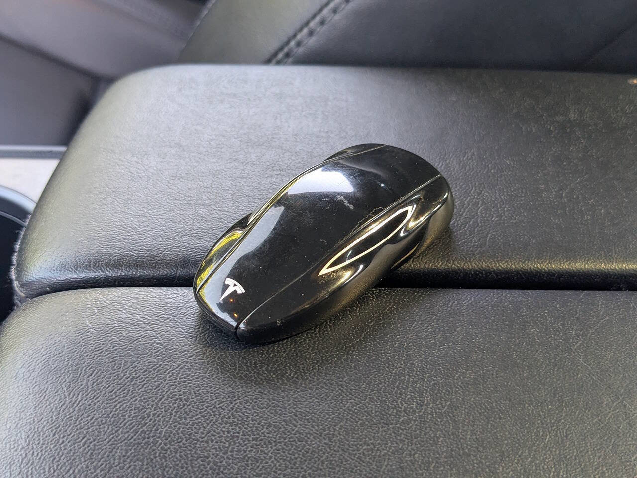 Used 2018 Tesla Model S 100D image 34