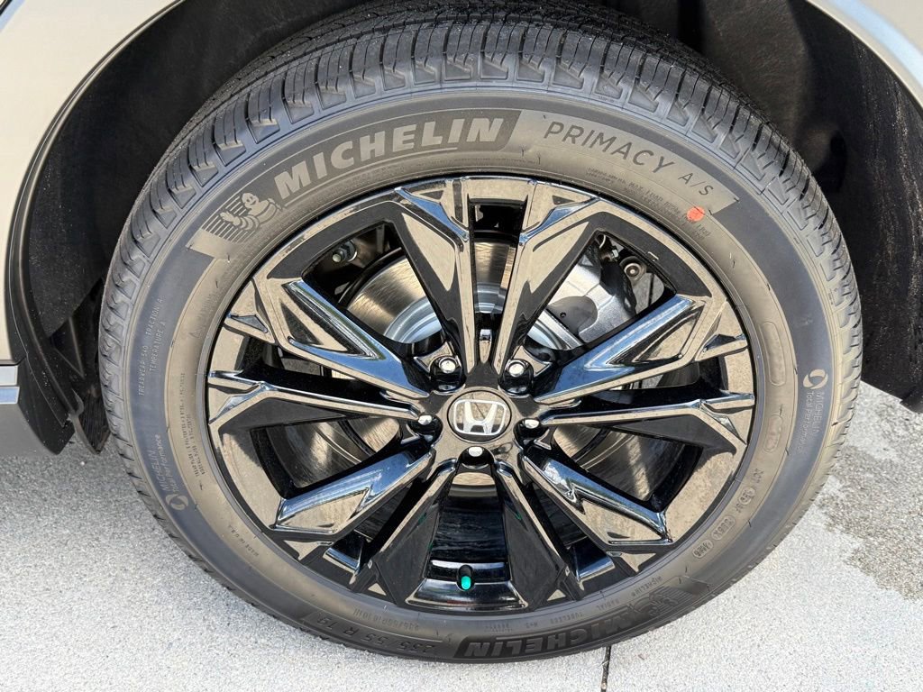 Used 2026 Honda CR-V Sport Touring image 11