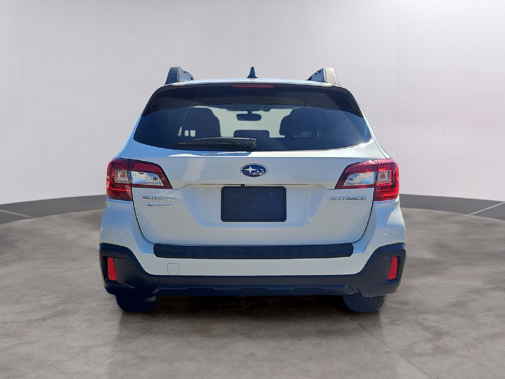 Used 2019 Subaru Outback 2.5i Limited AWD/4WD image 5