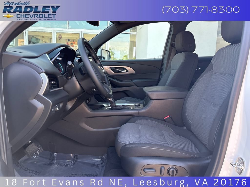Used 2023 Chevrolet Traverse LT AWD/4WD image 21