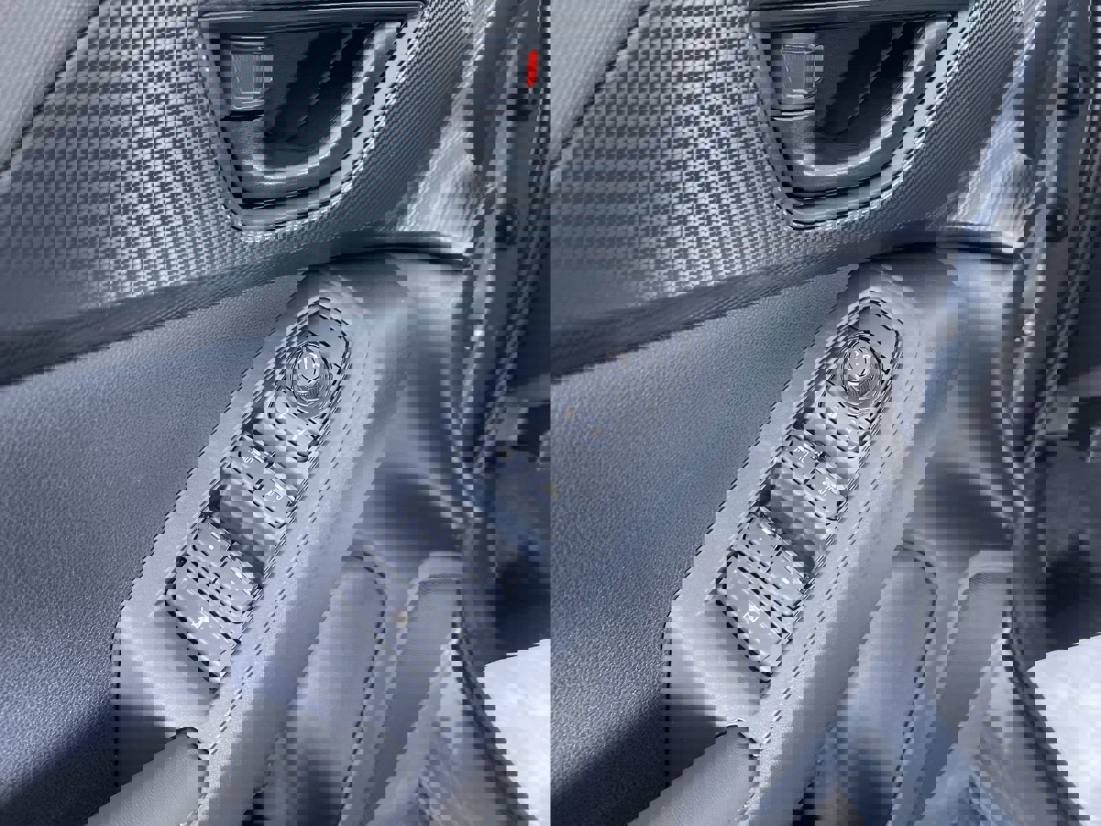 Used 2025 Subaru Crosstrek 2.5i Premium w/ Crosstrek Mirror Package image 13