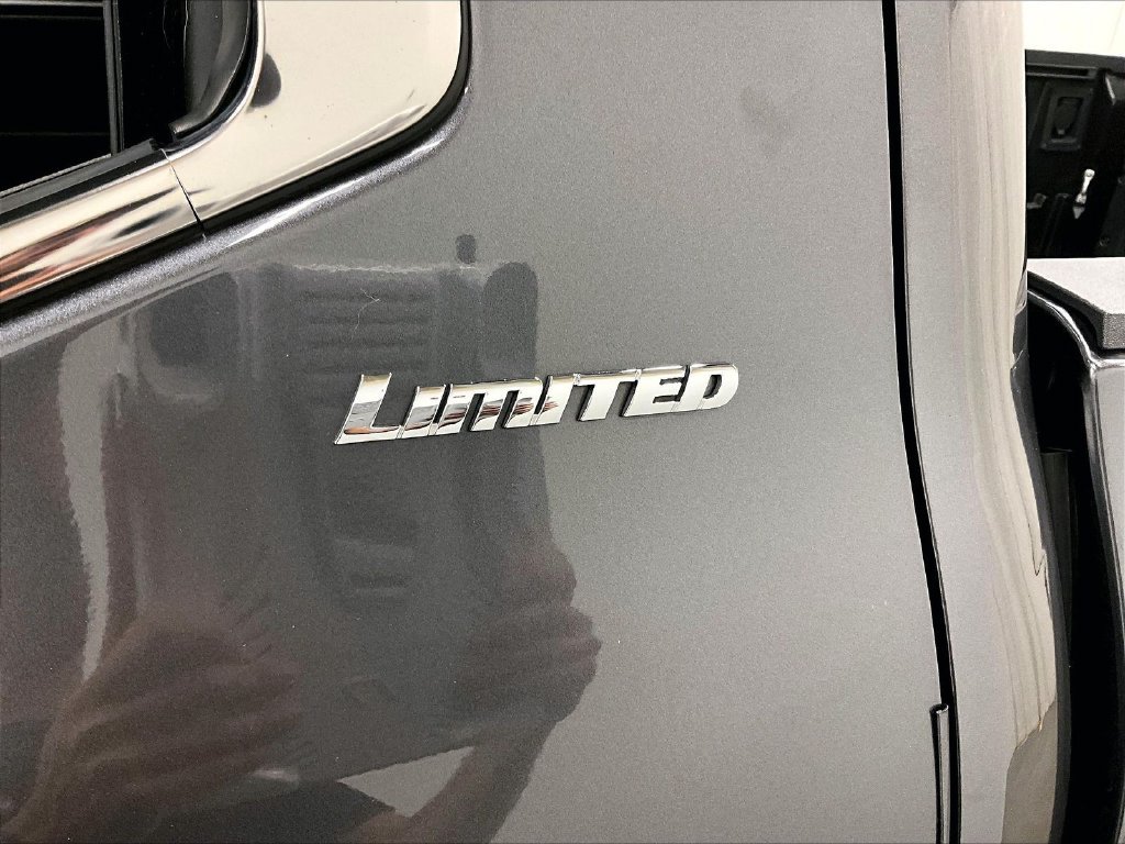 Used 2023 Toyota Tundra Limited AWD/4WD image 25