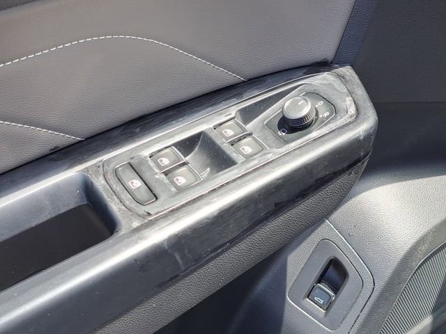 Used 2021 Volkswagen Atlas Cross Sport SEL Premium image 18