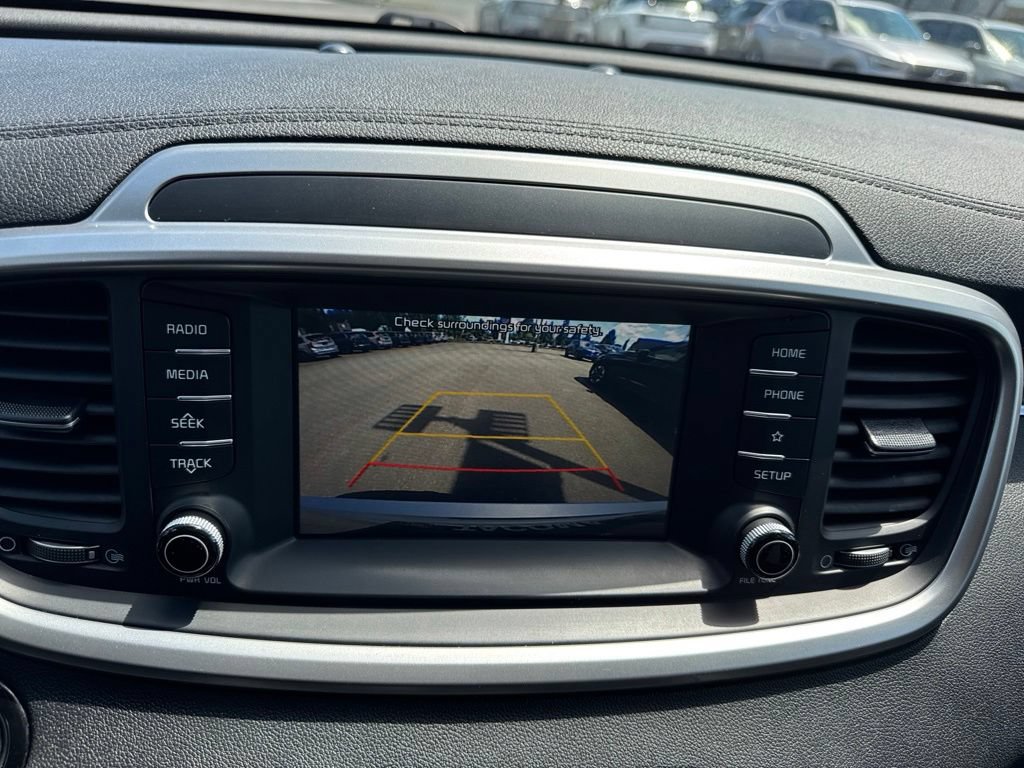 Used 2020 Kia Sorento S AWD/4WD image 26