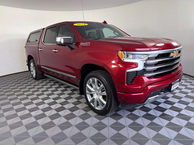 Used 2024 Chevrolet Silverado 1500 High Country AWD/4WD image 4