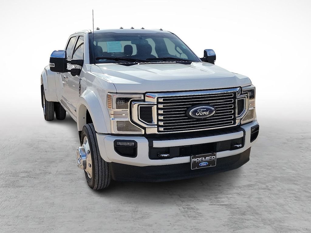 Used 2022 Ford F450 Platinum w/ FX4 Off-Road Package image 2