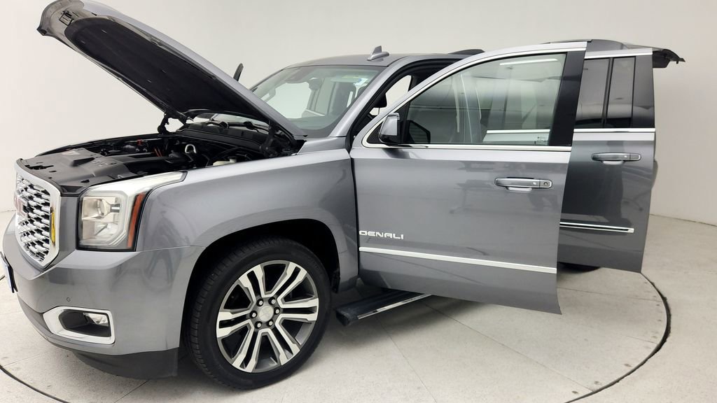 Used 2020 GMC Yukon XL Denali w/ Open Road Package RWD image 11