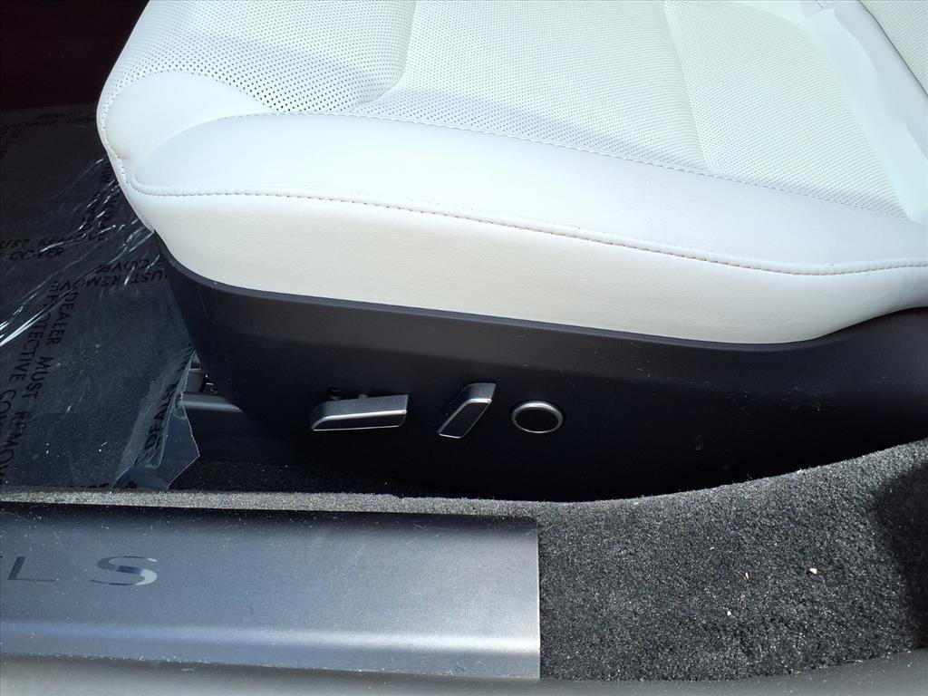 Used 2023 Tesla Model S AWD/4WD image 21