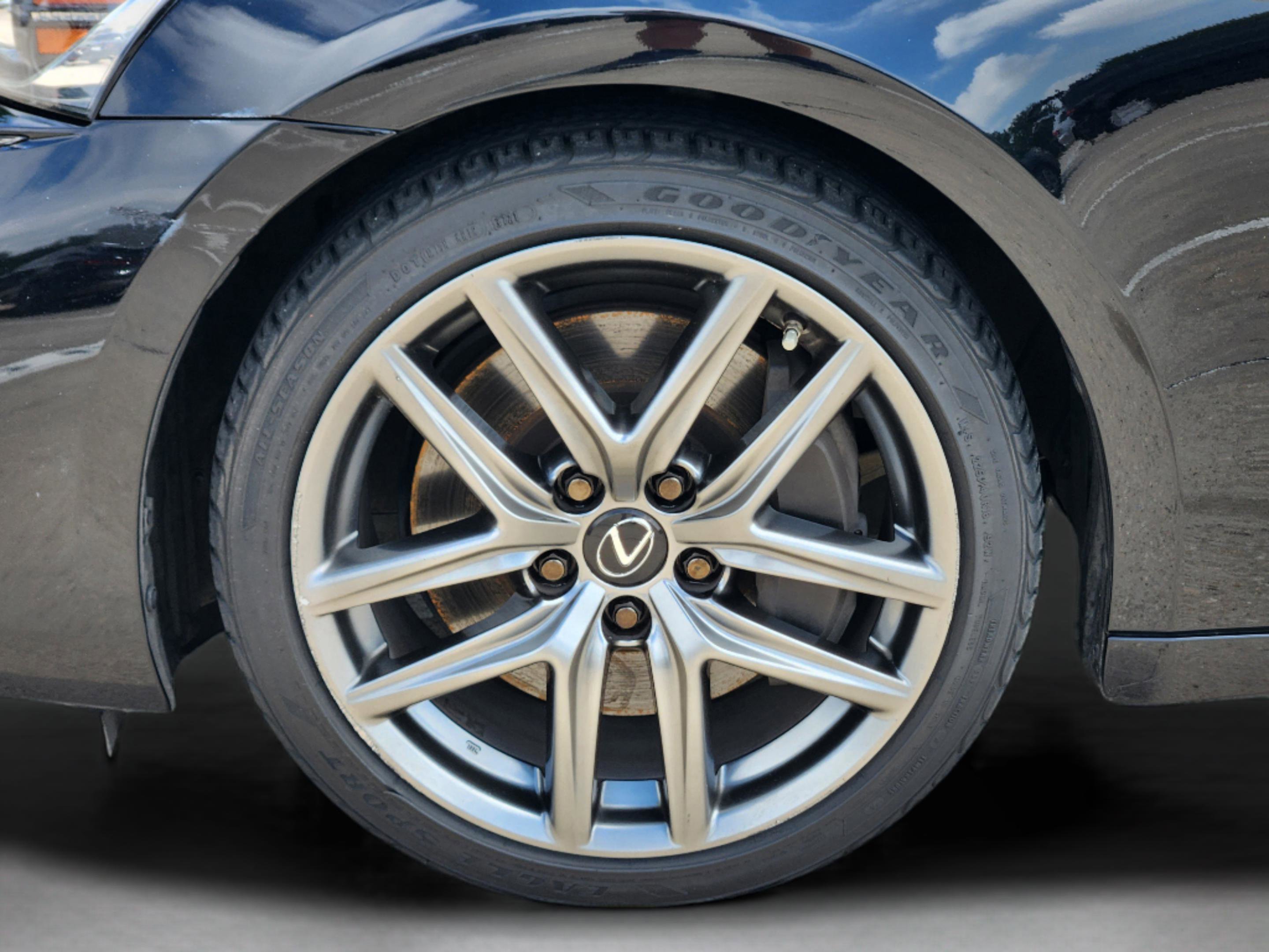 Used 2019 Lexus IS 300 F Sport w/ F Sport Package RWD image 43