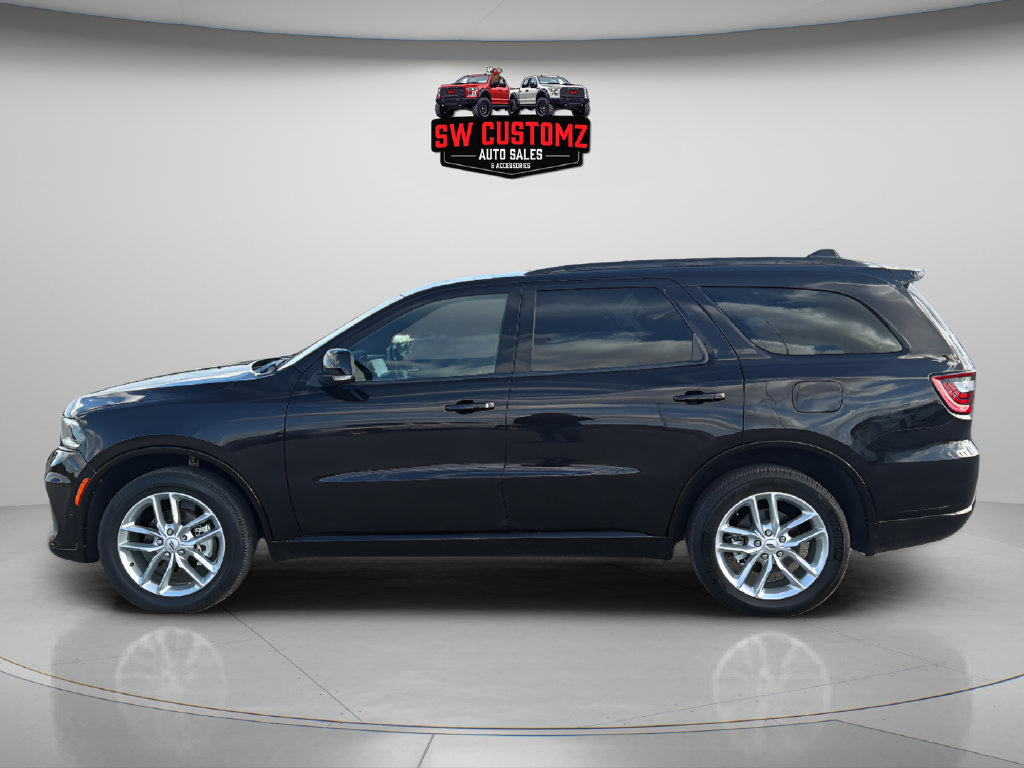 Used 2025 Dodge Durango GT AWD/4WD image 4