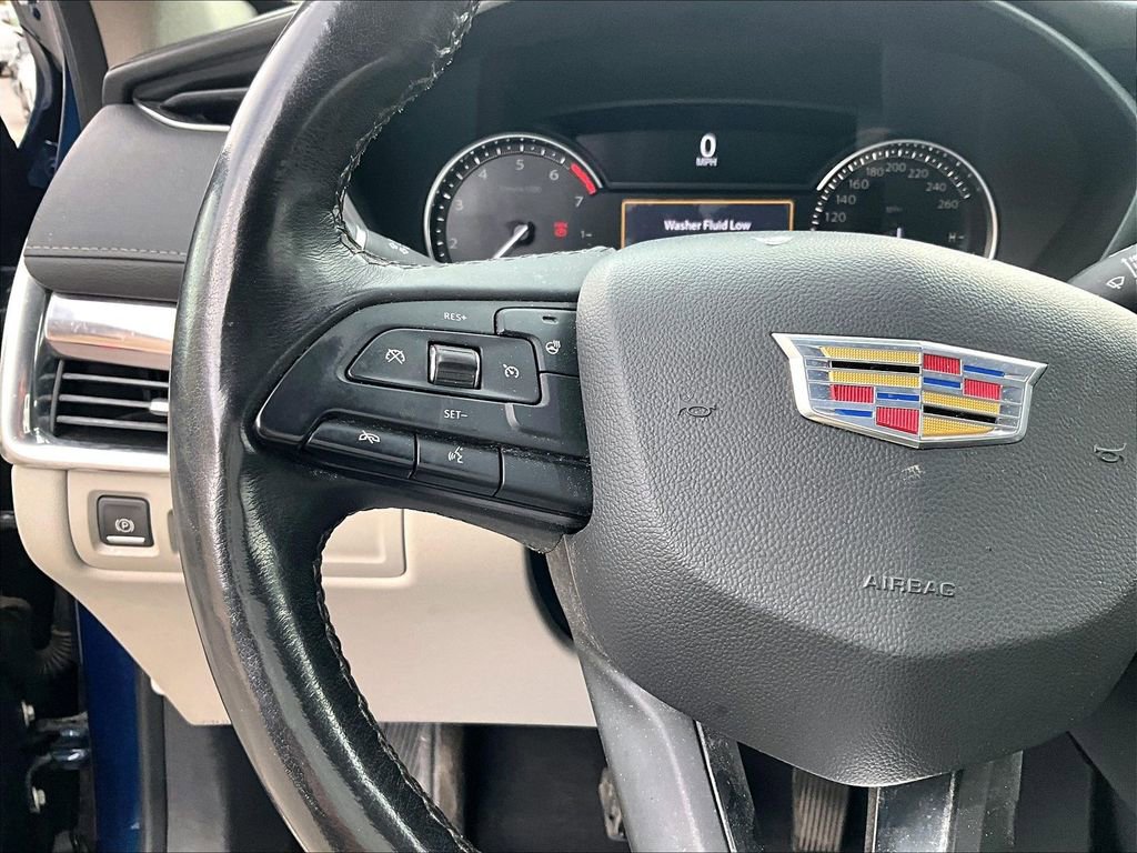 Used 2019 Cadillac XT4 Luxury w/ Trailering Package image 16