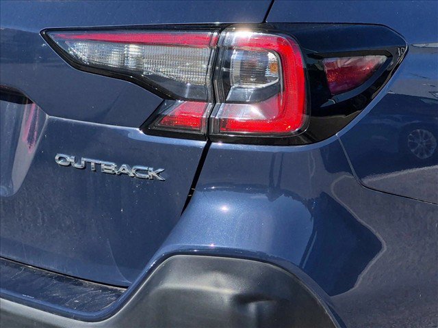 Used 2024 Subaru Outback Premium AWD/4WD image 14