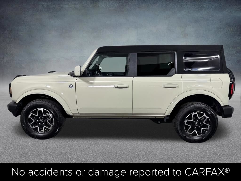Used 2025 Ford Bronco Outer Banks AWD/4WD image 3