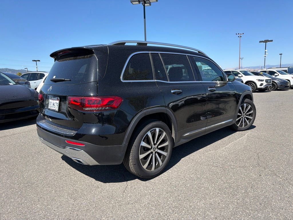 Used 2023 Mercedes-Benz GLB 250 image 4