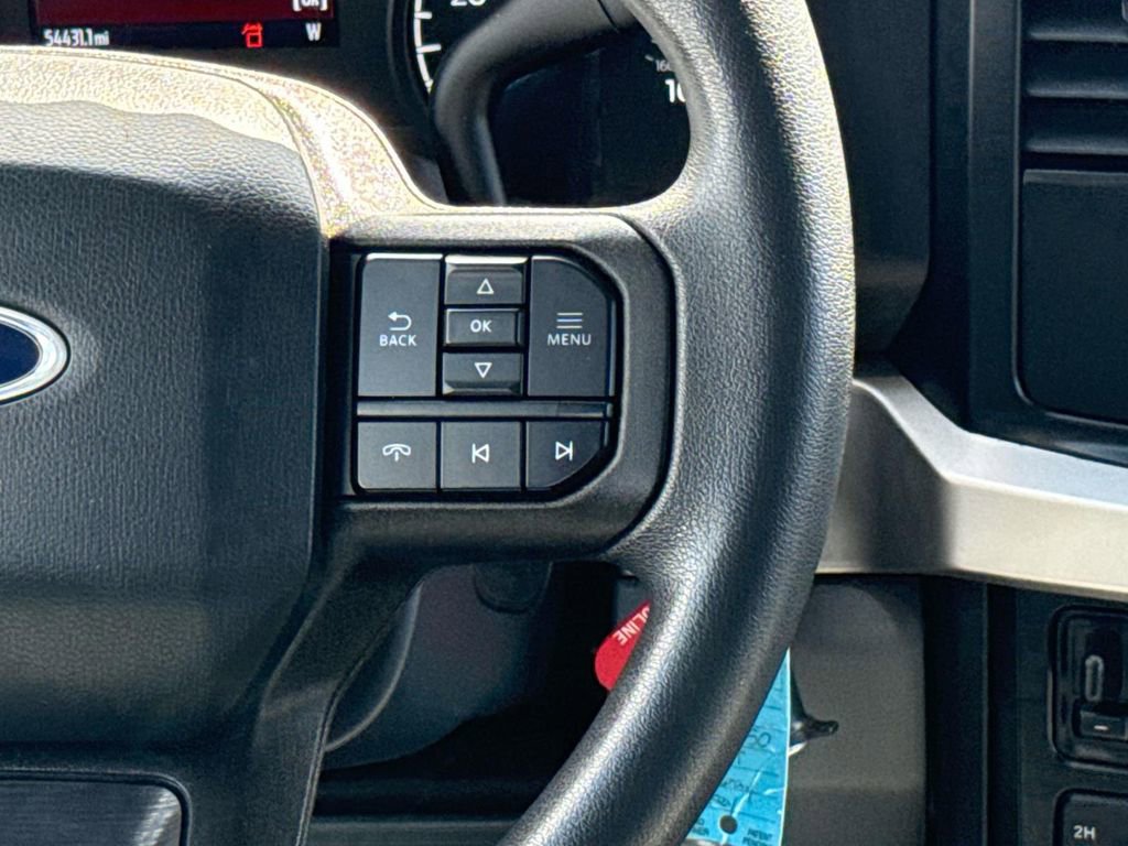 Certified 2024 Ford F250 XLT AWD/4WD image 16