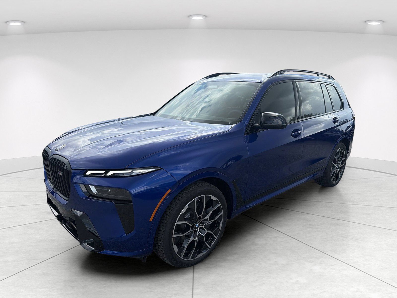 New 2027 BMW X7 M60i AWD/4WD image 8