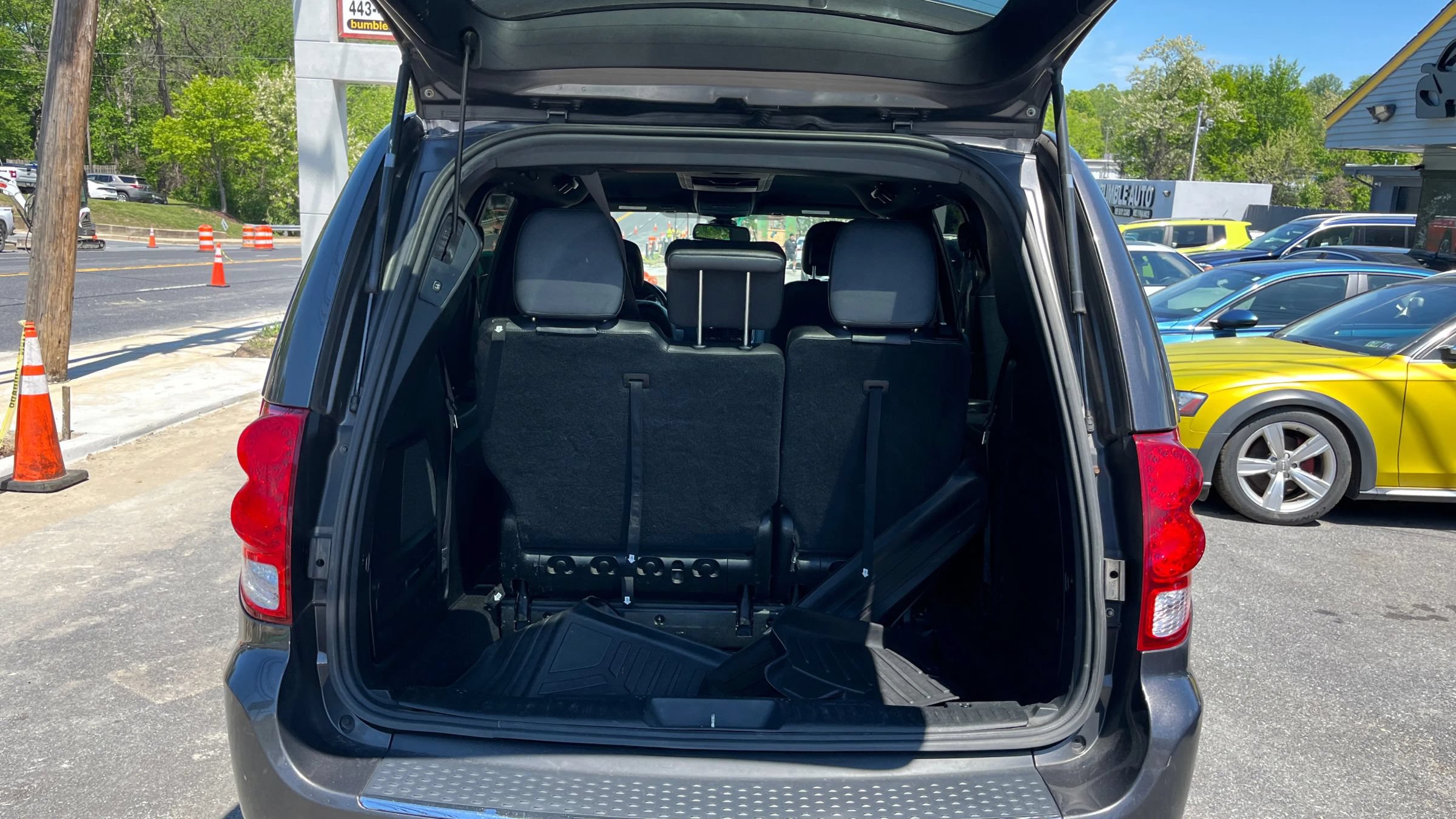 Used 2018 Dodge Grand Caravan GT FWD image 12