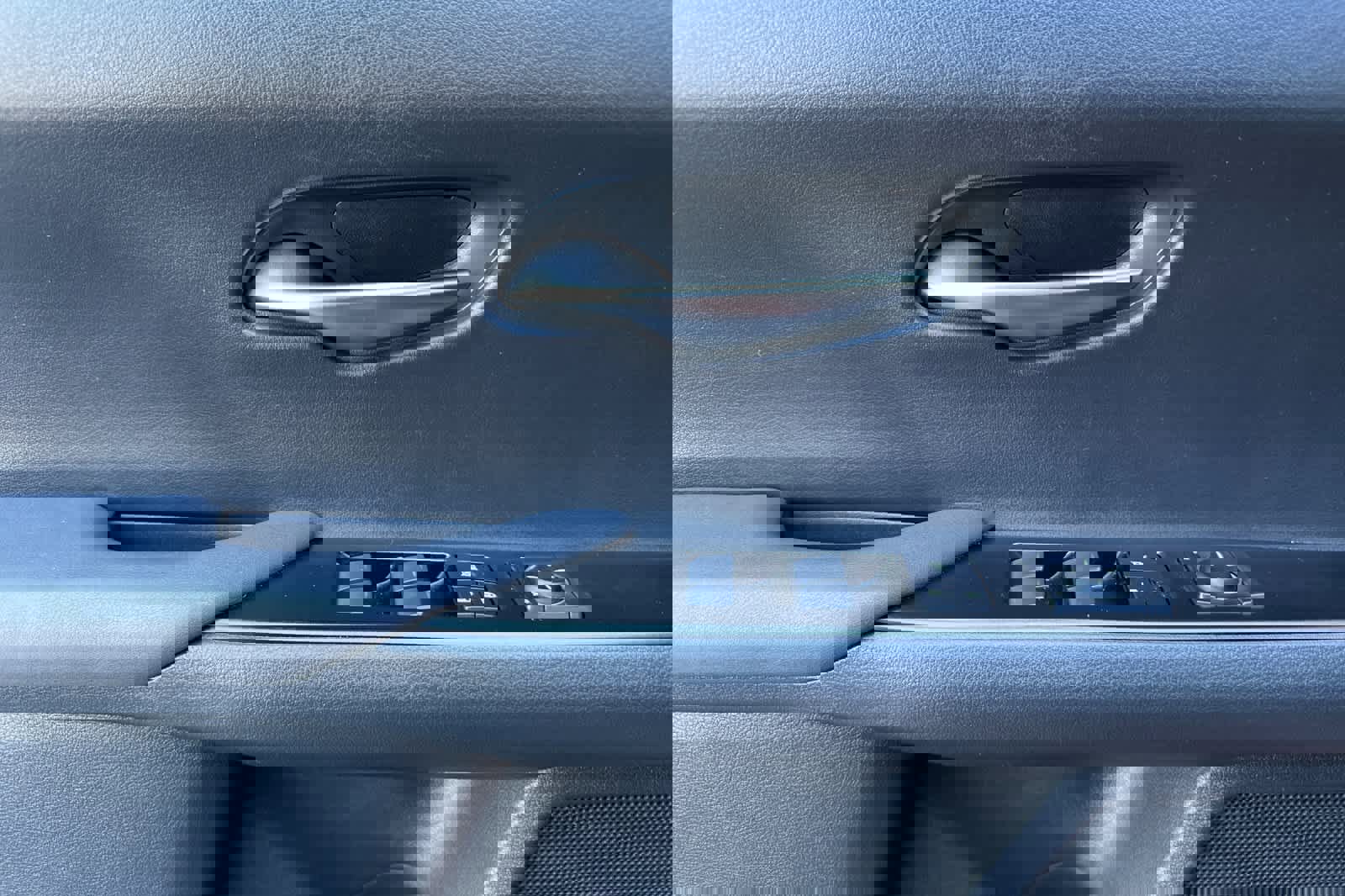 Used 2019 Lexus UX 200 w/ Premium Package image 12