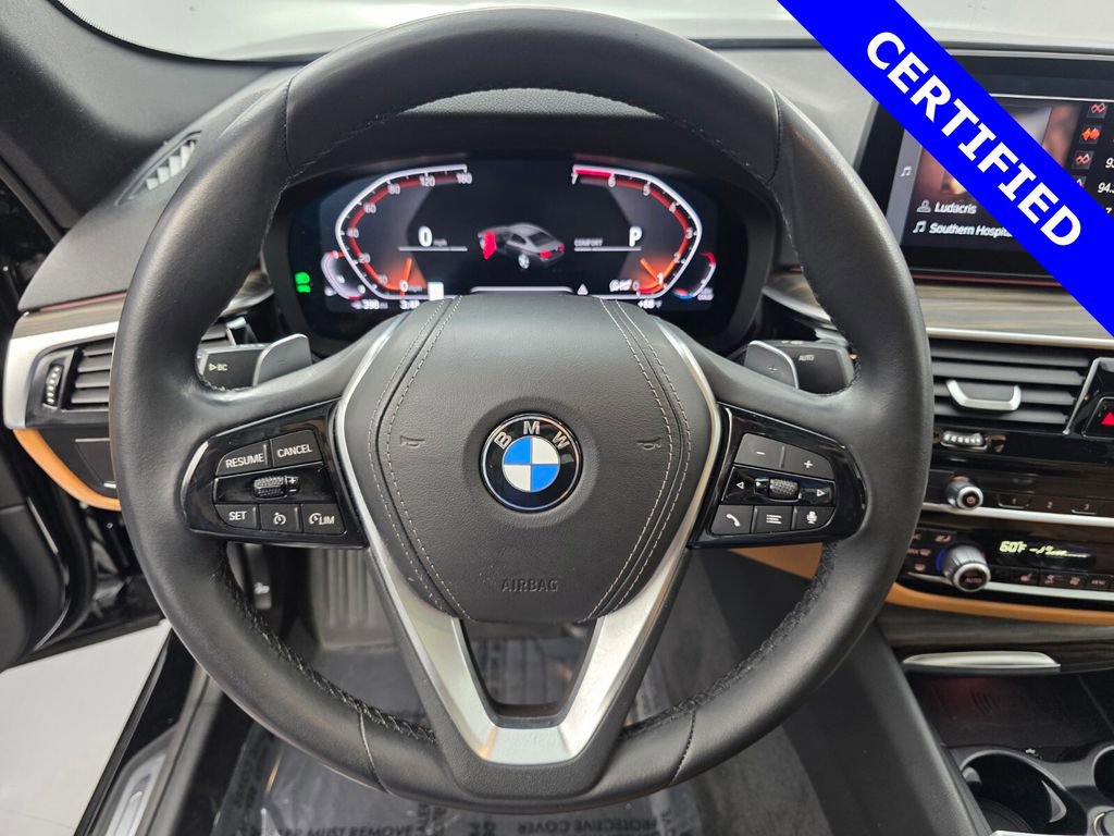 Certified 2023 BMW 530i xDrive w/ Premium Package image 18