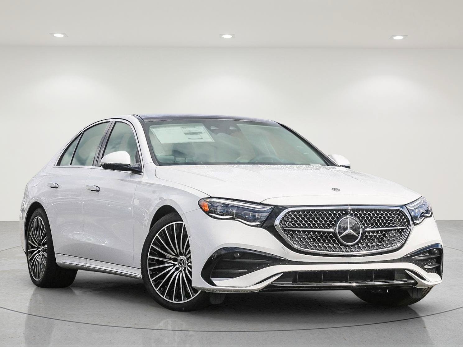 New 2024 Mercedes-Benz E 350 4MATIC Sedan image 2