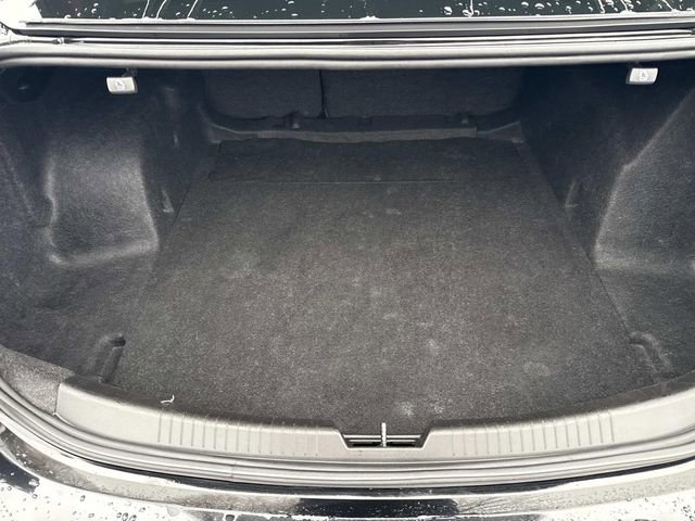 Used 2023 Chevrolet Malibu LT image 8