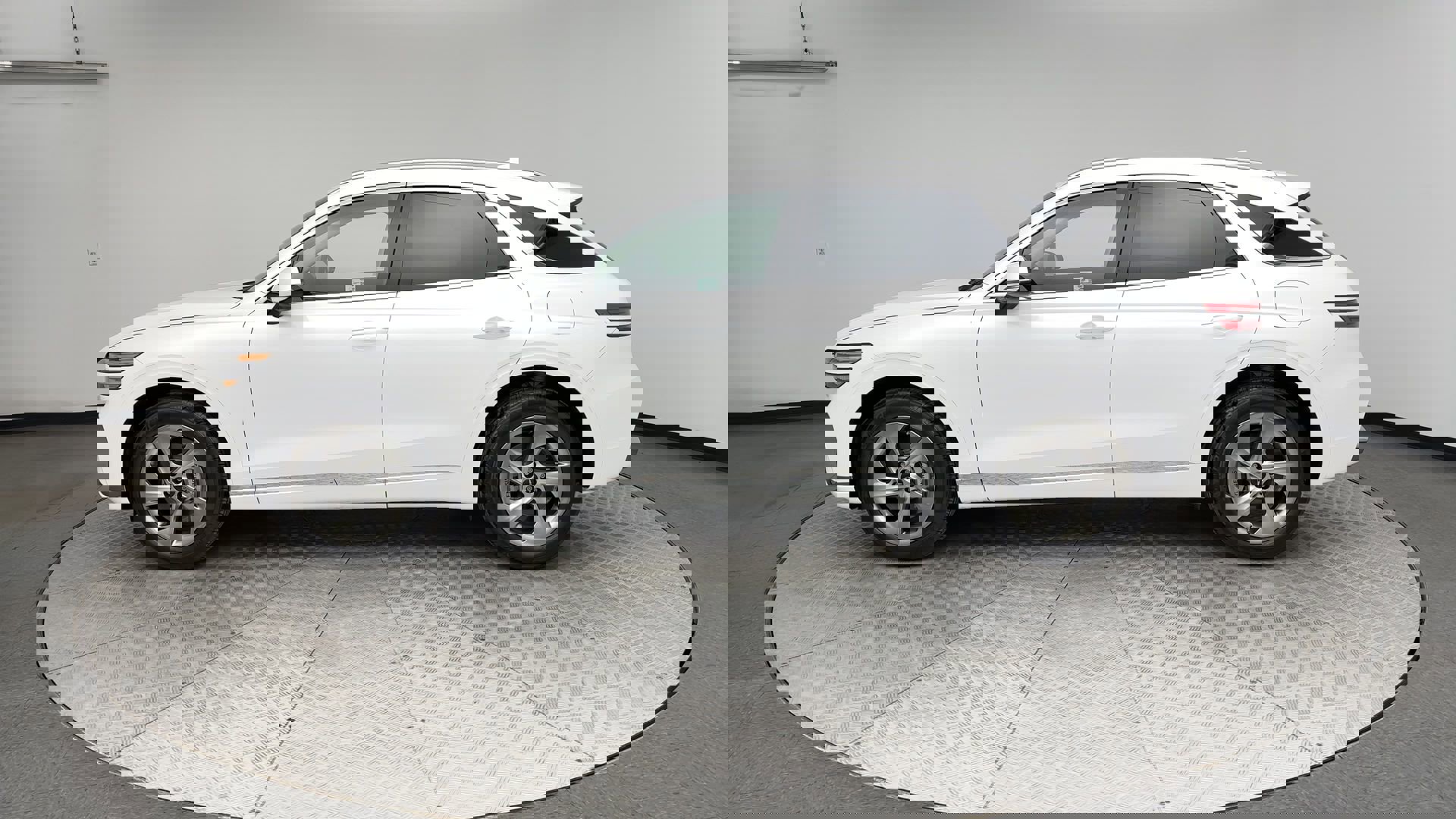 Certified 2026 Genesis GV70 2.5T image 5