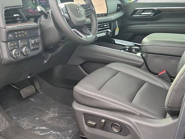 New 2026 Chevrolet Suburban Z71 w/ Z71 Off-Road Package AWD/4WD image 4