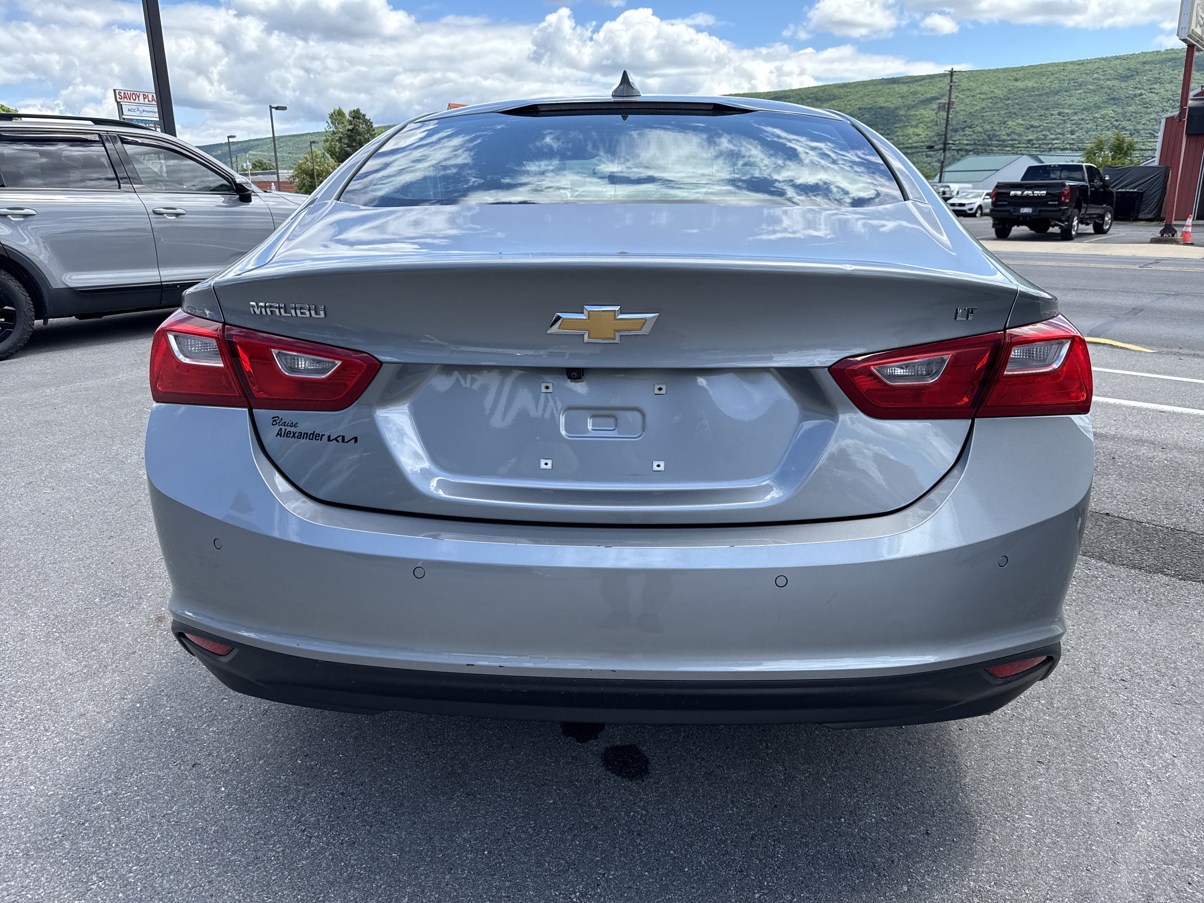 Used 2024 Chevrolet Malibu LT FWD image 4