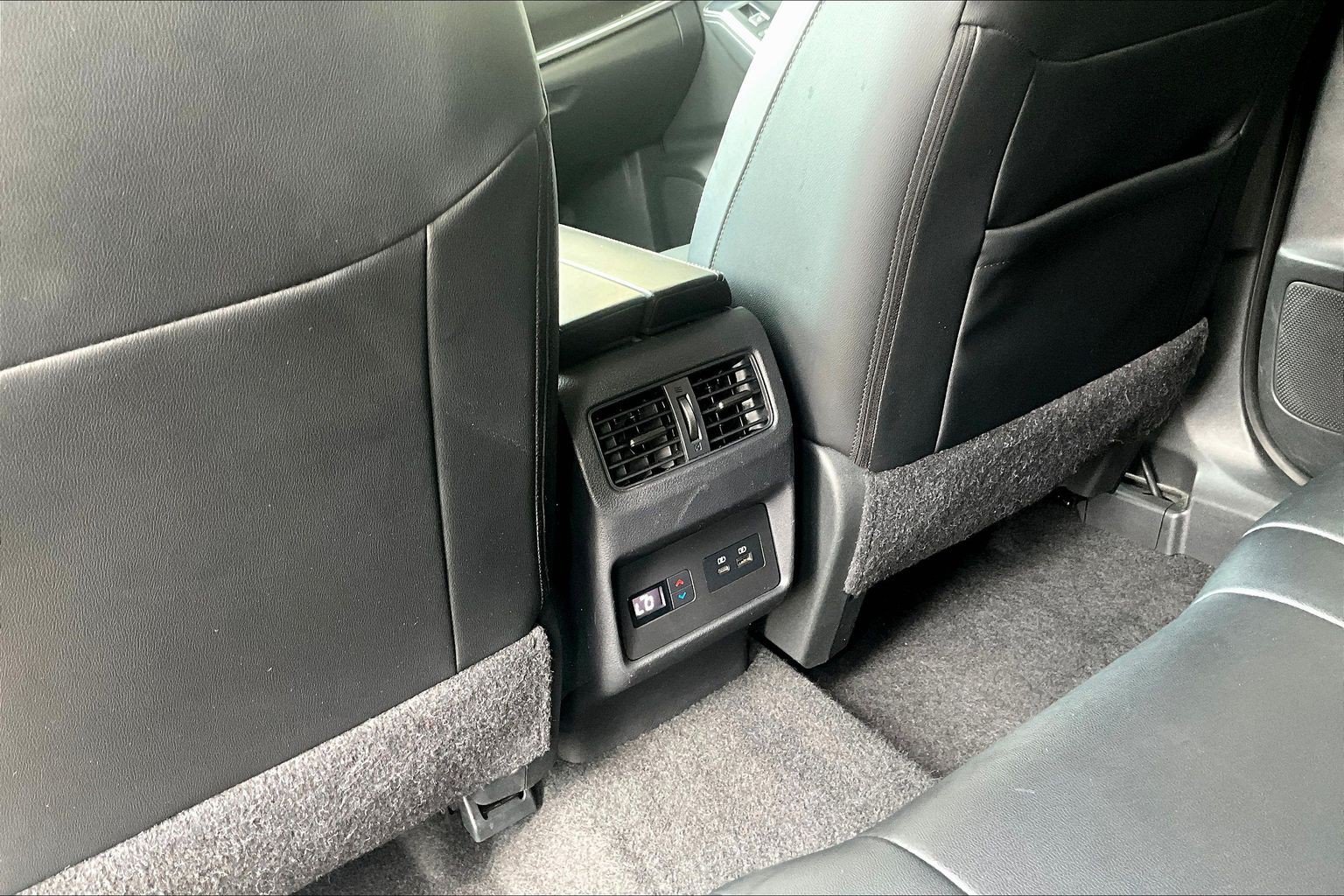 Used 2023 Nissan Rogue SL w/ SL Premium Package AWD/4WD image 9
